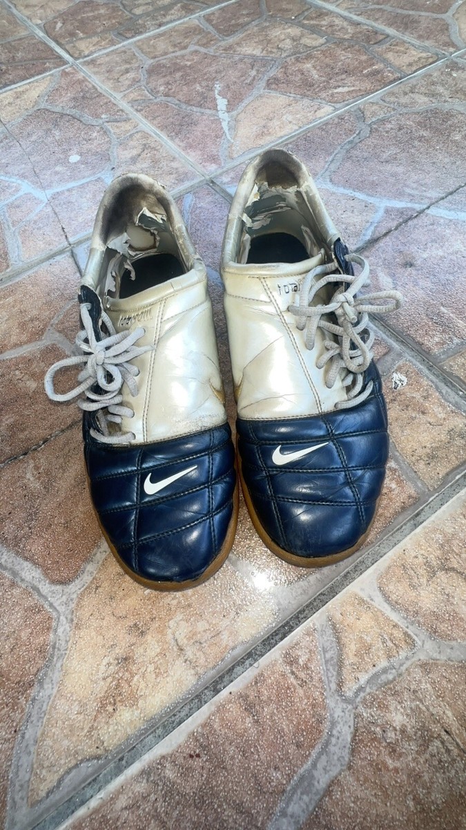 2005 Nike Total 90 III IC Indoor Shoes Boots White Pearl Blue 10