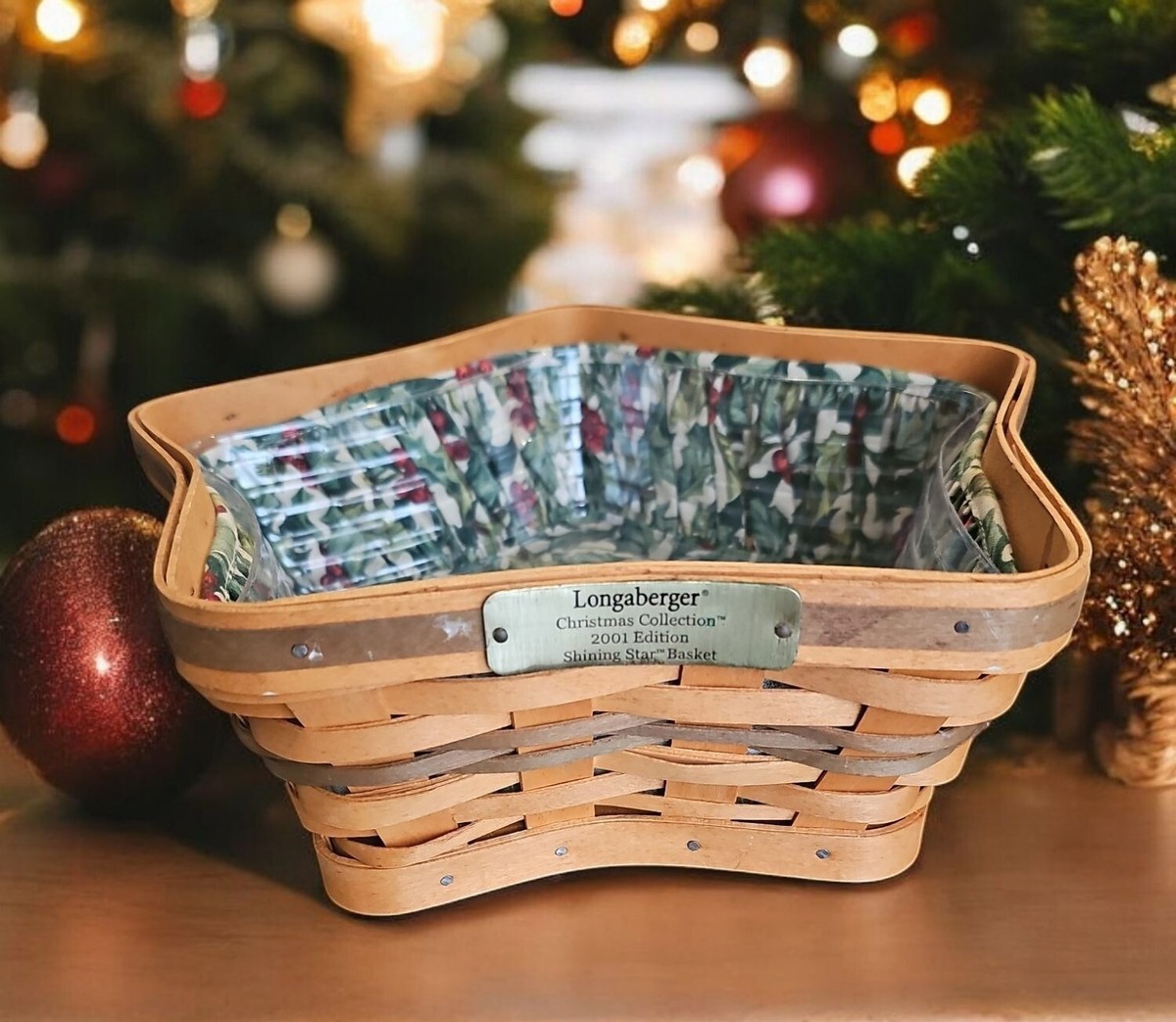 Longaberger Christmas 2001 Edition Shining Star Basket With Liner