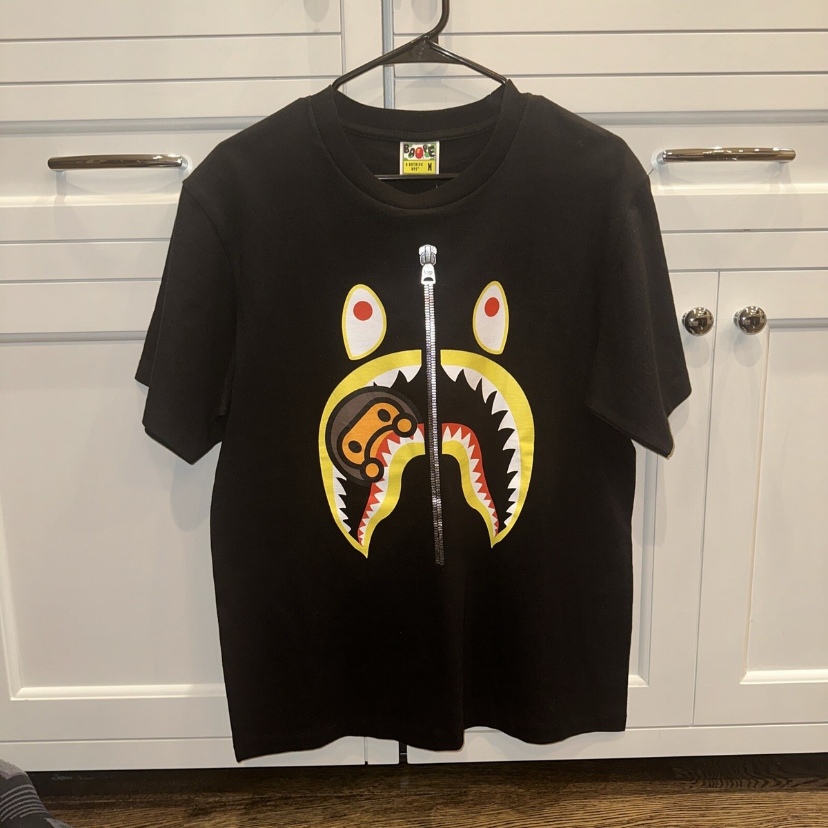 A Bathing Ape (Bape) black shark face T-shirt Size Medium | eBay