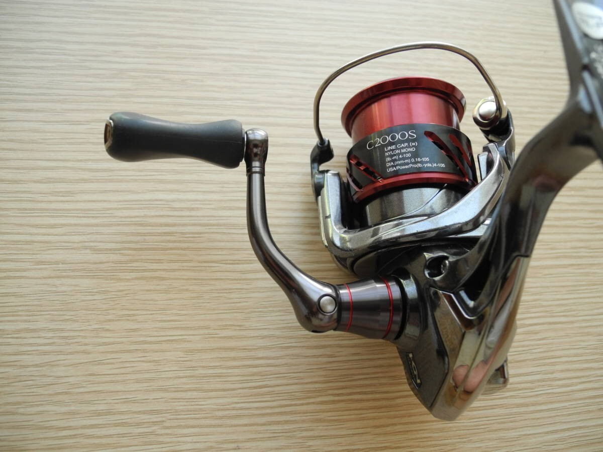 SHIMANO STRADIC ci4 C2000S スピニングリール シマノ(SHIMANO) 16