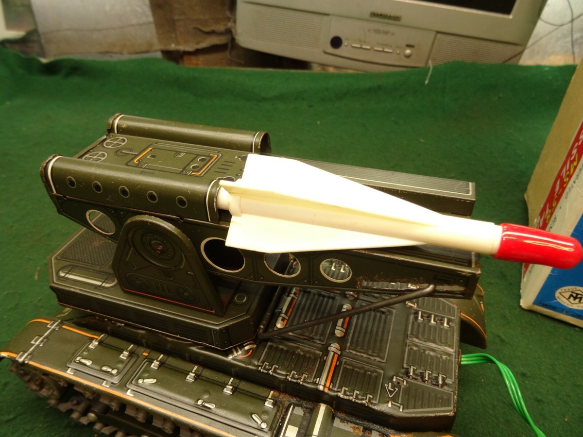 AMAZING VINTAGE RARE MASUDAYA MS-58 MISSILE TANK TIN JAPAN TOY