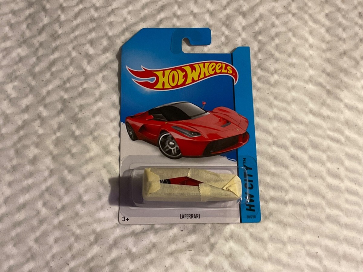 Hot Wheels - (Ferrari) Laferrari (Red) (DAMAGED CARD) | eBay
