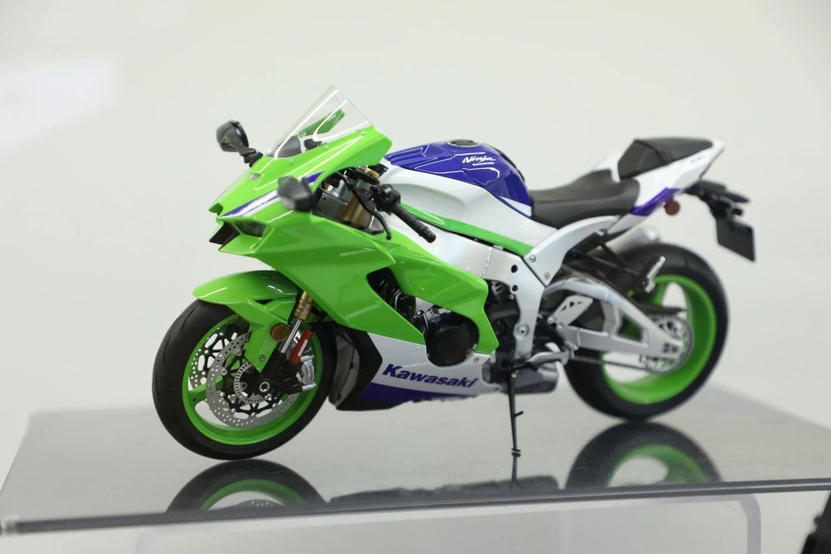 モアザンGANGSTER MT104MLX GANGSTER 104 MENG MT-007 1/9 Kawasaki