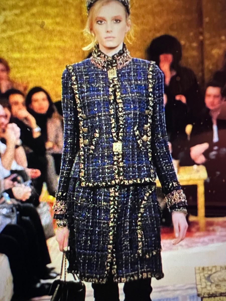CHANEL 11A PARIS-BYZANCE TAGS TWEED BLUE MULTICOLOR GOLD JACKET