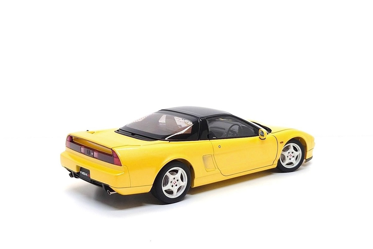 AUTOart Signature 1:18 Honda NSX Type R (NA1) in Indy Yellow Pearl