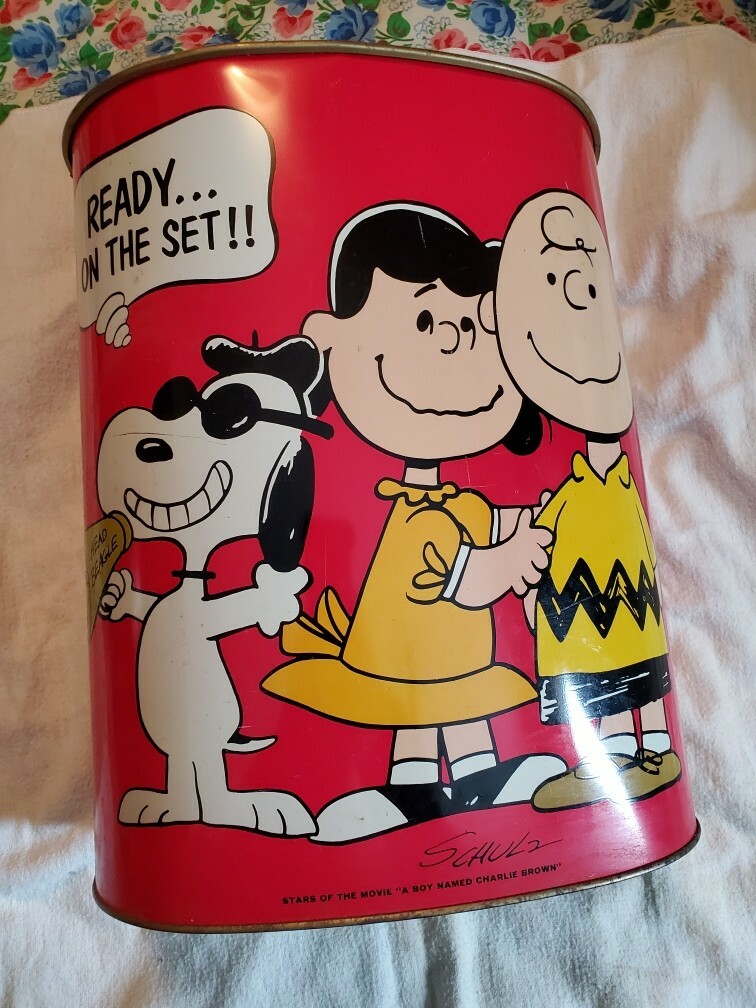 Vintage Cheinco Metal Peanuts Snoopy Charlie Brown Garbage Trash