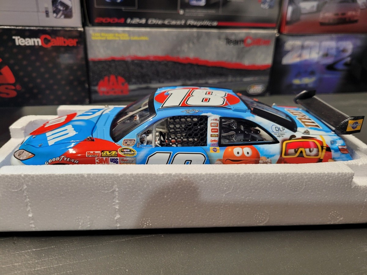 2008 Kyle Busch #18 M&M's RWB Summer Fun Action 1:24 NASCAR Action
