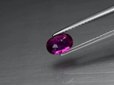 1.06ct 6.5x4.5mm Oval Natural Purplish Red Ruby Gemstone Unheated