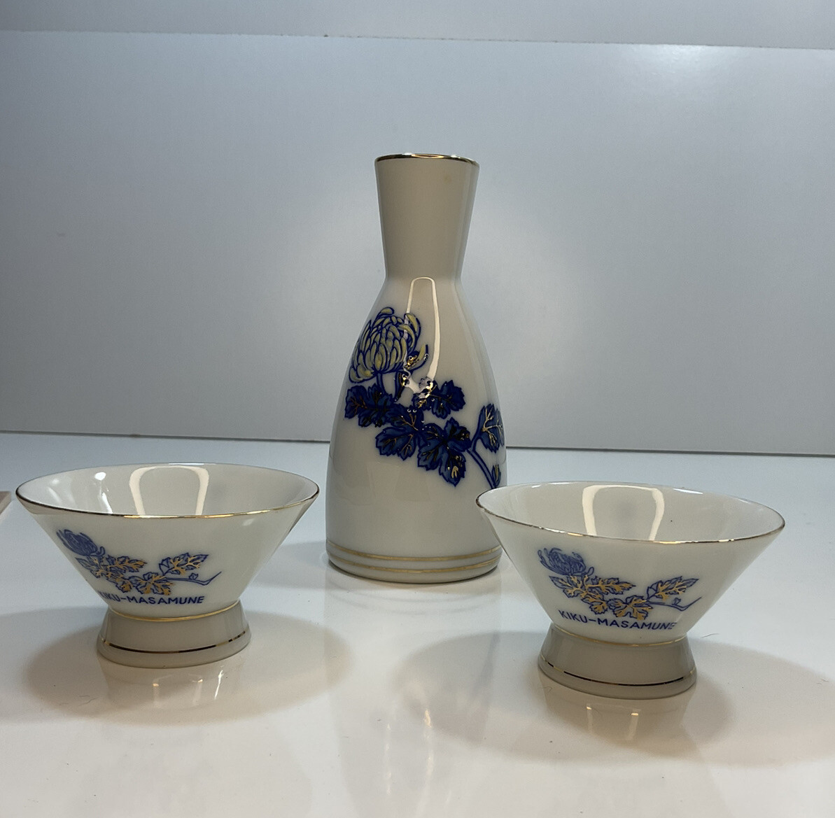 Vintage Kiku-Masamune Japan Sake Set Blue White & Gold Trim