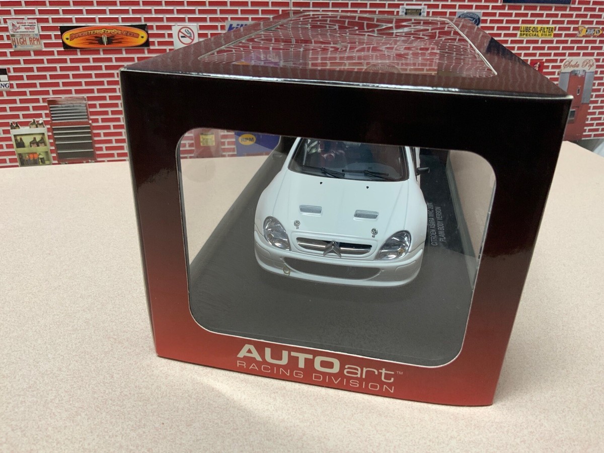 1/18 AutoArt 2004 Citroen Xsara WRC 2004 Plain Body 80439 Last