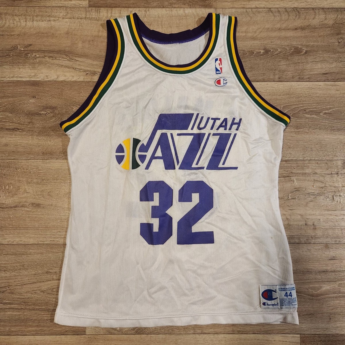 Vintage Champion Utah Jazz #32 Karl K Malone Size 44 White