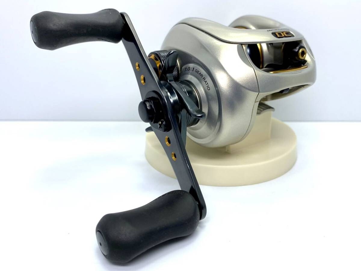 SHIMANO niumMg DC7 左ハンドル SHIMANO niumMg DC7 左ハンドル