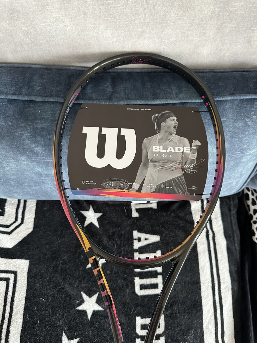 Wilson Blade V9 16x19 Fighter Sabalenka 2025, (size 2) Unstrung