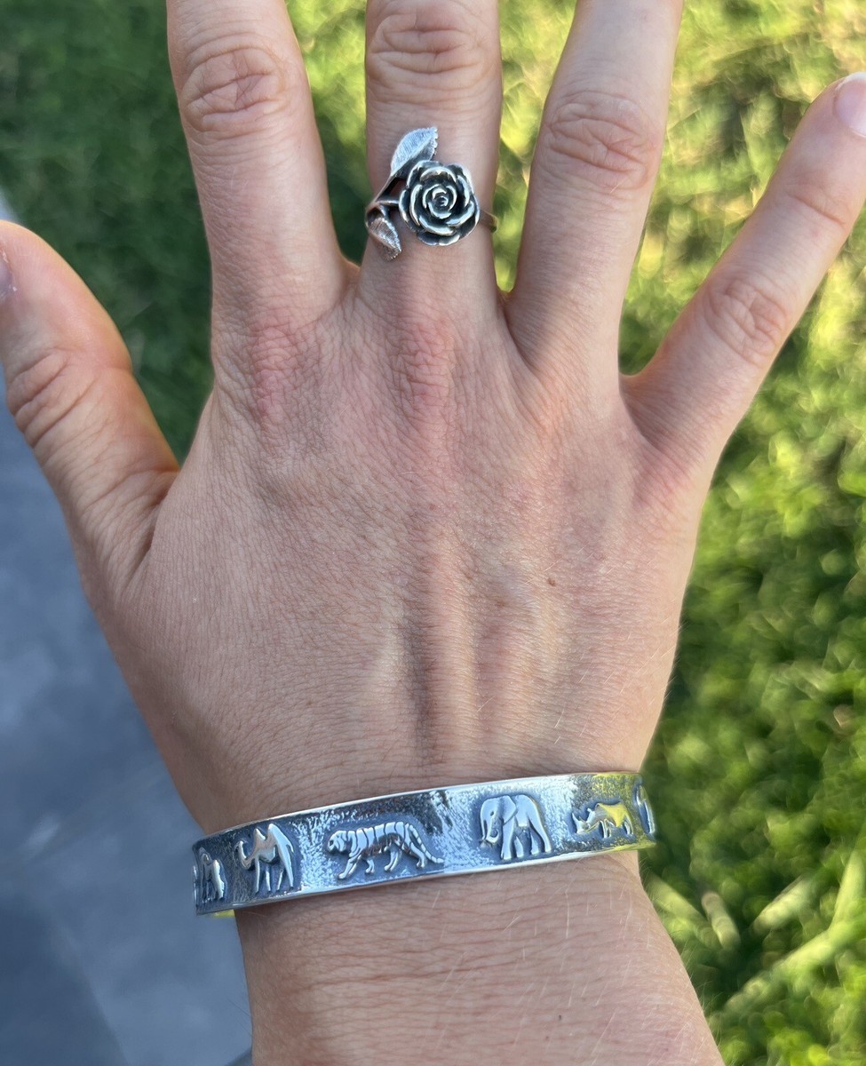 JAMES AVERY RARE RETIRED ZOO ANIMAL PARADE BANGLE BRACELET SIZE