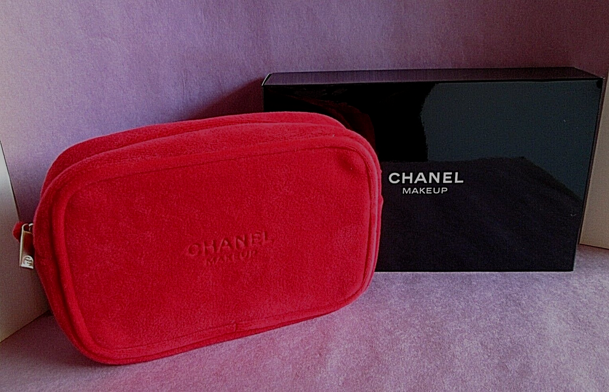 CHANEL Makeup Vintage New Cosmetic Bag 7 x 4.5 Inches Red Velvet