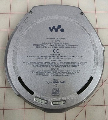 Sony D-E999 CD Walkman Portable Player With 2 Working Gumstick