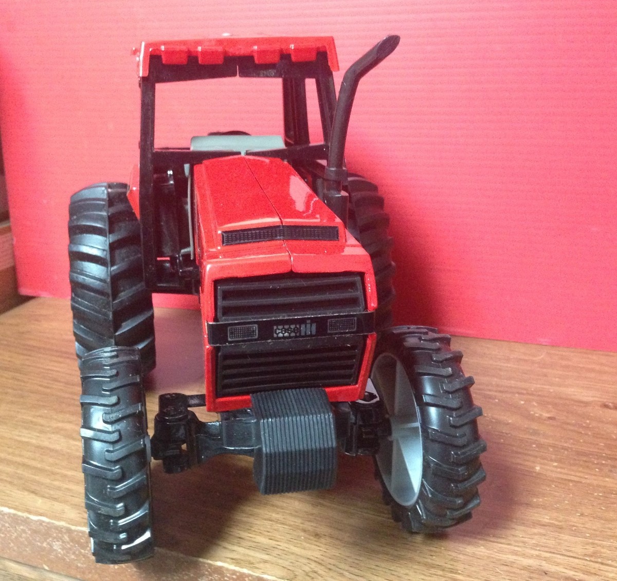 1985 ERTL Case International 3294 Tractor J I Case Collector's