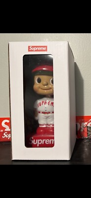 スポーツ Supreme bobblehead red Supreme Bobblehead Figure Red