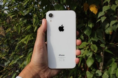 Apple iPhone XR - 128 GB - White (Unlocked) | eBay