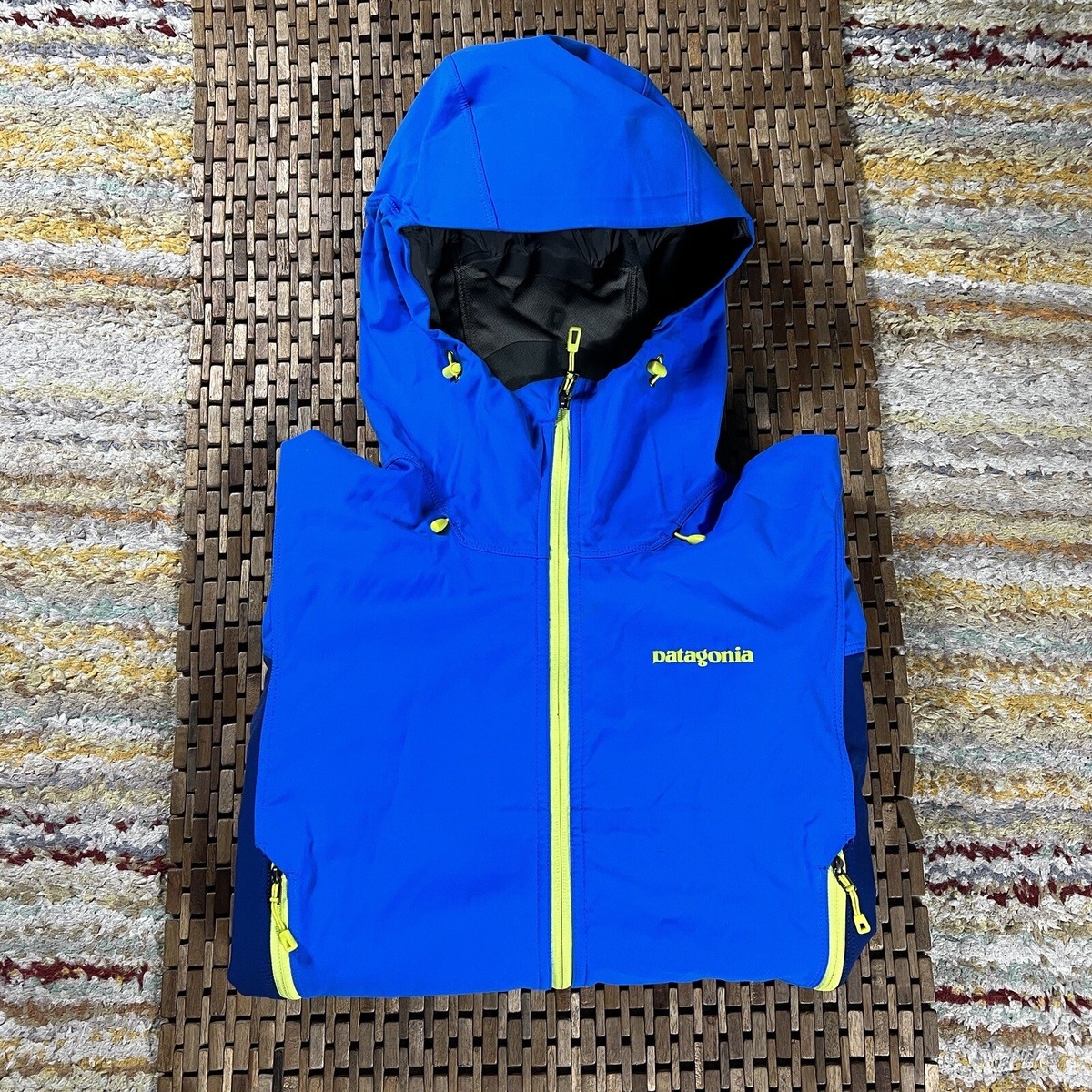 Patagonia Dimensions Windstopper Soft Shell Hoodie Jacket Blue