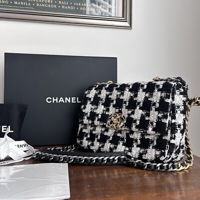 Chanel 19 Flap Bag Quilted Houndstooth Tweed and Ribbon Medium | eBay