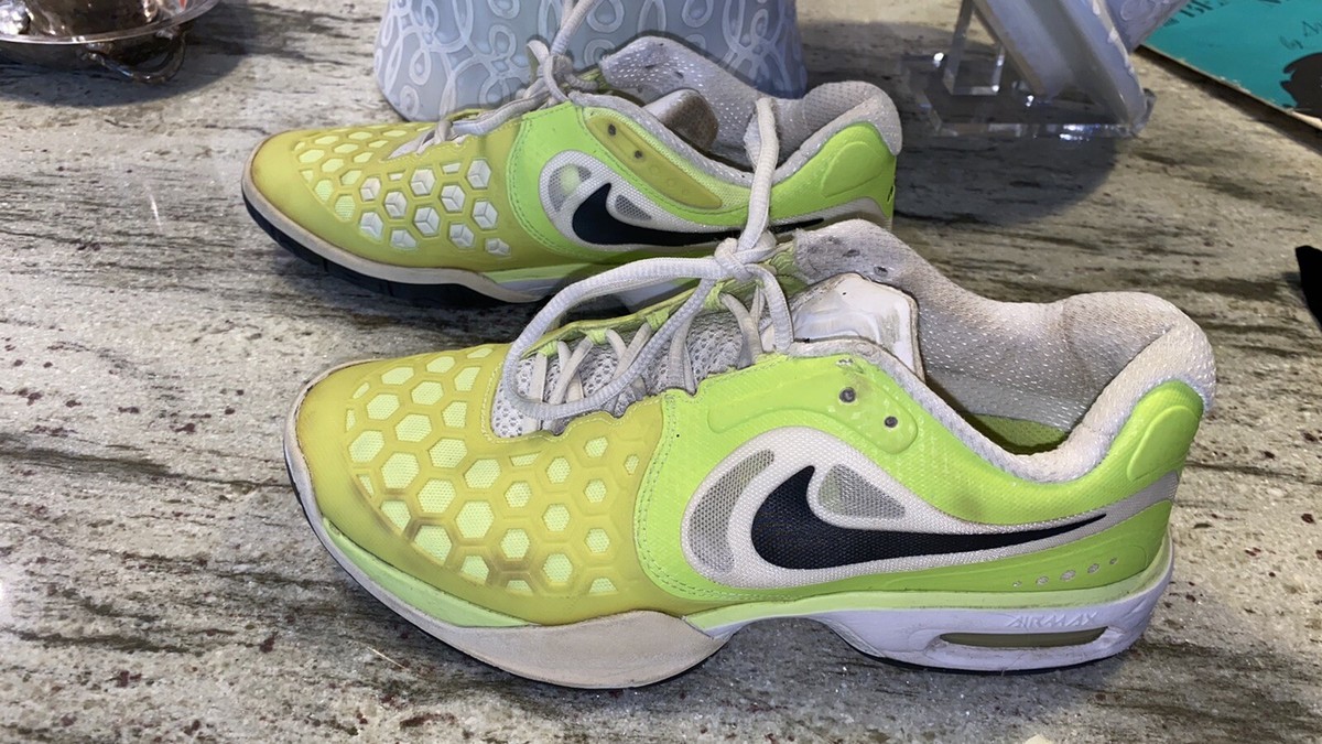 Tennis Shoes like Rafa Nadal Played In Nike Air Max Court