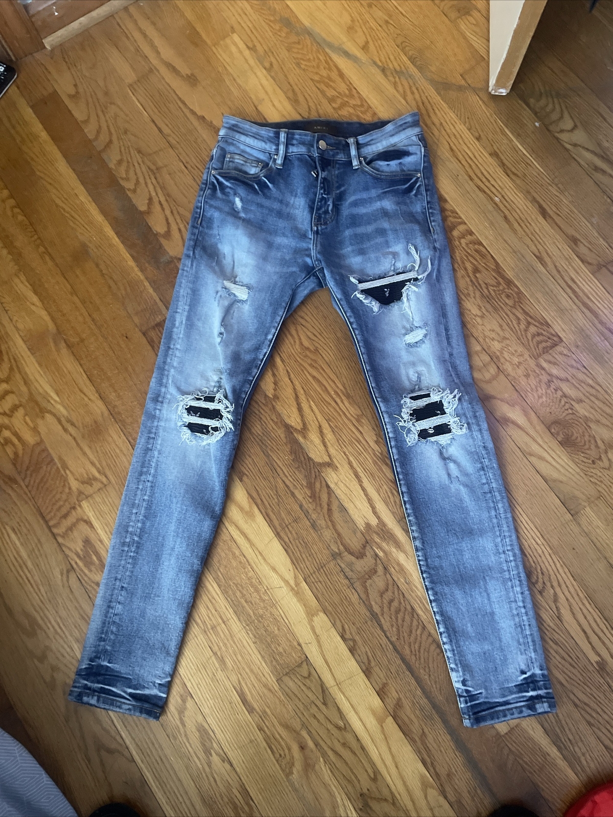 amiri jeans size 28 - Gem