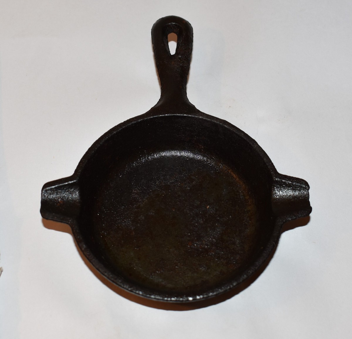 USED】Lodge ダッチオーブン ストア 5inch & ashtray USED】Lodge