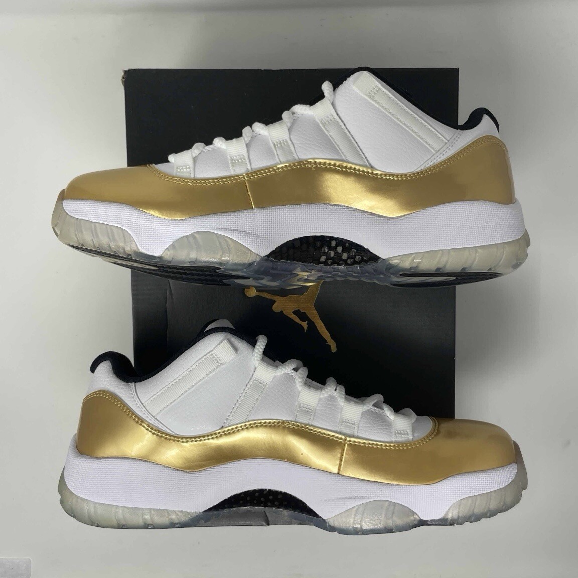 Air Jordan 11 Retro Low Closing Ceremony 528895 103 White/Metallic