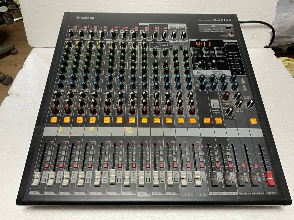 Yamaha MGP16X 16-Channel Mixer Audio Interface & Effects | eBay