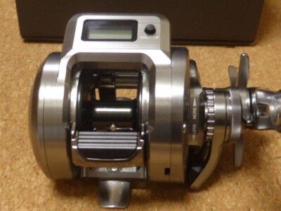 Shimano 24 OCEA CONQUEST CT 300PG Right Handed Salt Fishing Reel