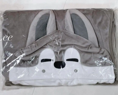 Stray Kids Xmas POPUP STORE 2023 bang chan Wolf Chan Blanket NEW