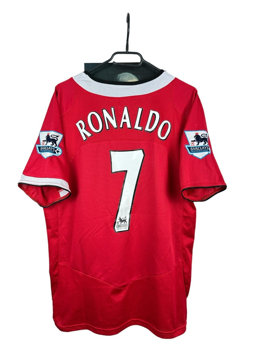 Manchester United Home football shirt 2004 Soccer #7 Ronaldo Nike