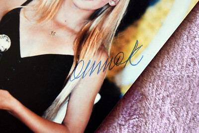 Young Anna Kournikova Tennis Player Hand Signed Photo 4