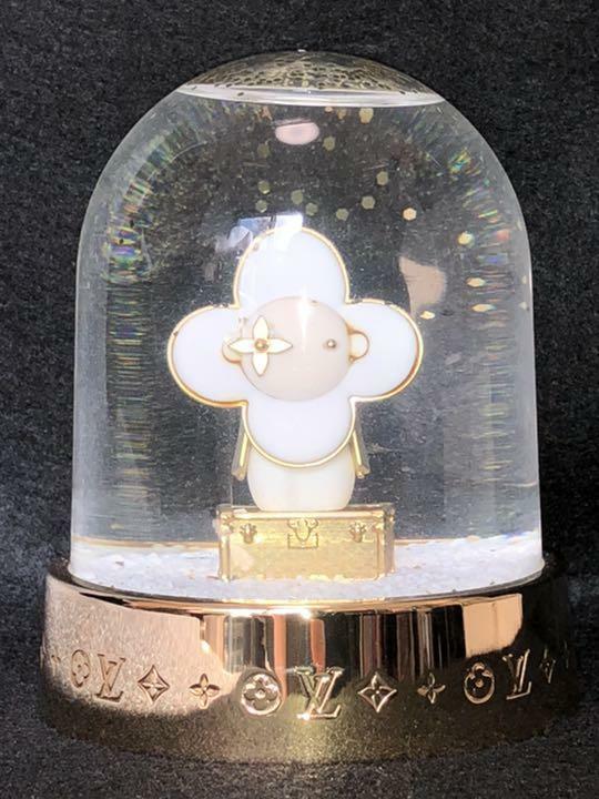 Louis Vuitton Vivienne Winter Snow Glitter Gold Globe Snowdome