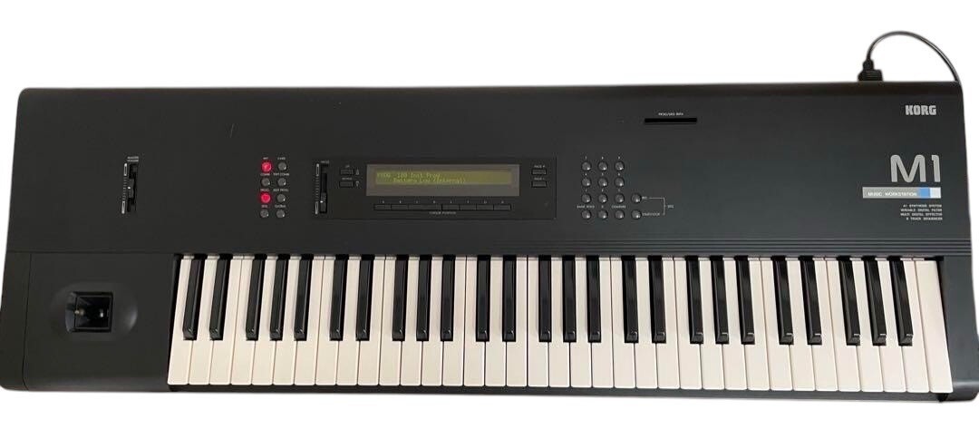Korg M1 61-Keys Keyboard Synthesizer Synth Music Work Station M 1
