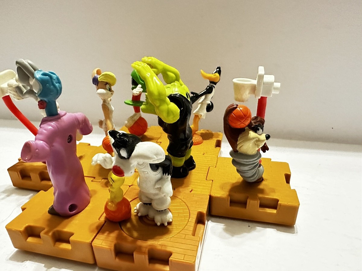 Space Jam Lot of 8 Burger King Kids Club Warner Brothers 1996 | eBay