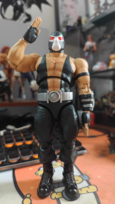 MAFEX No.216 BANE BATMAN KNIGHTFALL Ver. 1/12 Action Figure