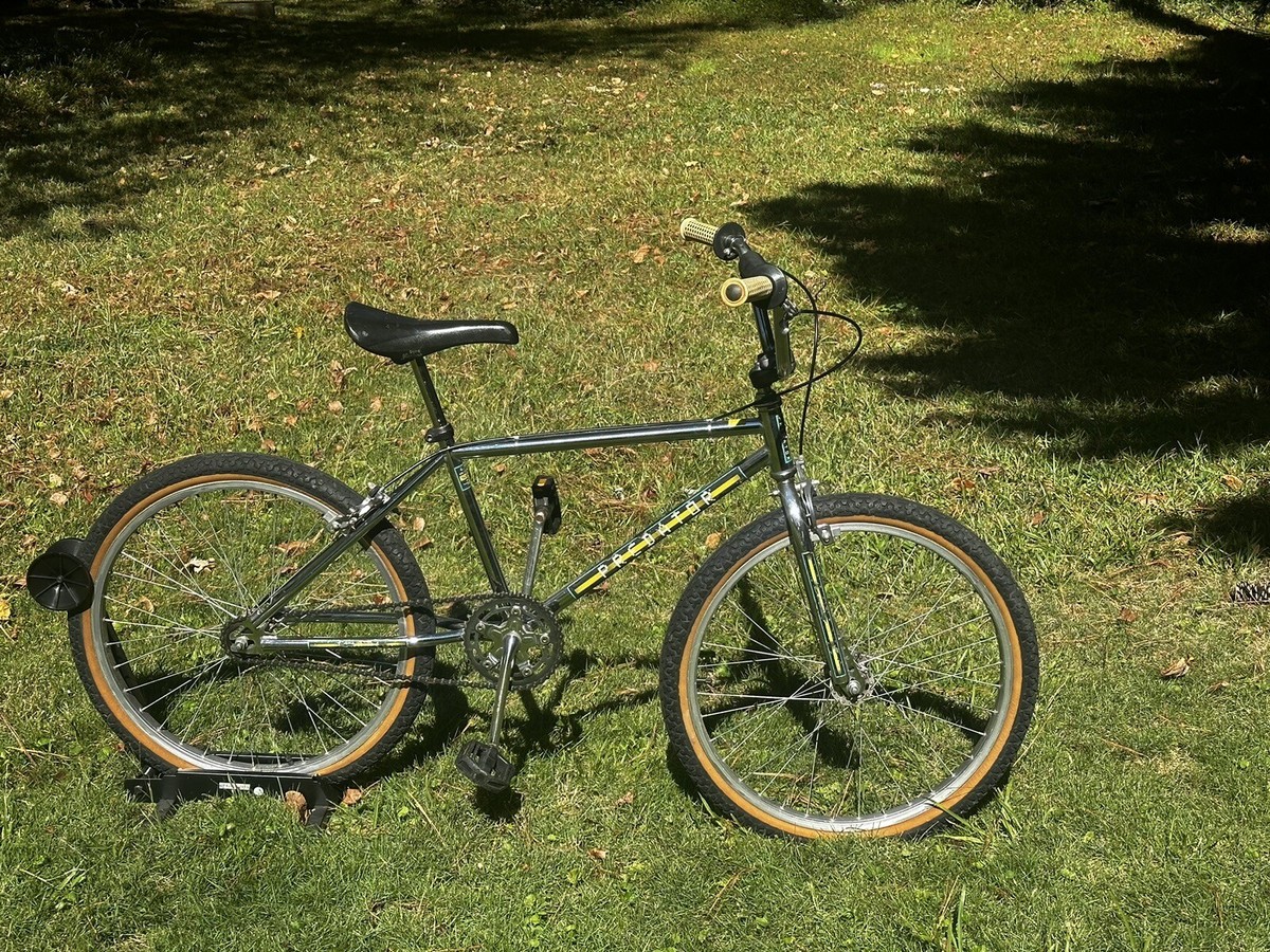 SCHWINN PREDETOR TEAM24シュウィン プレデター Amazon.com : Schwinn