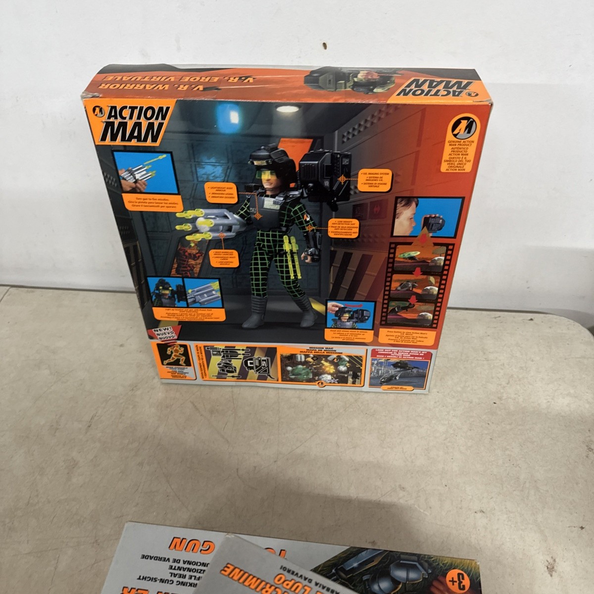 RARE Vintage 2000 Action Man Mission Amazone Figure European