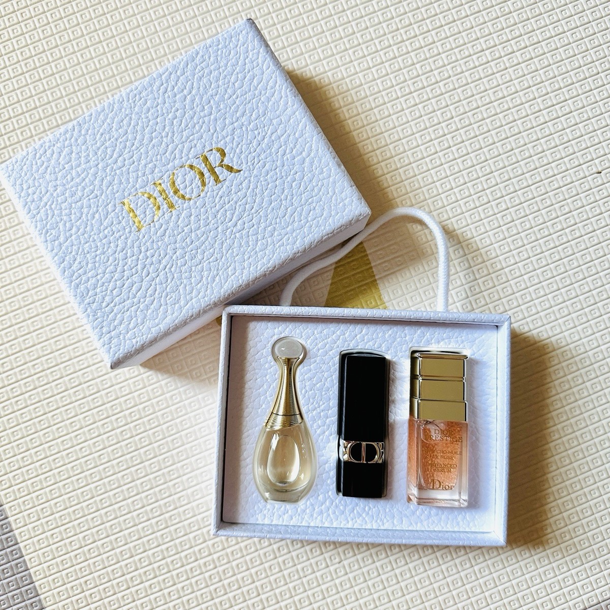 Dior 3pc Gift Set - J'adore, Lipstick in 999, Dior Prestige Serum
