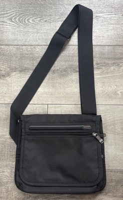 TUMI Alpha Small Flap Crossbody Black Shoulder Bag Pouch 22105DH