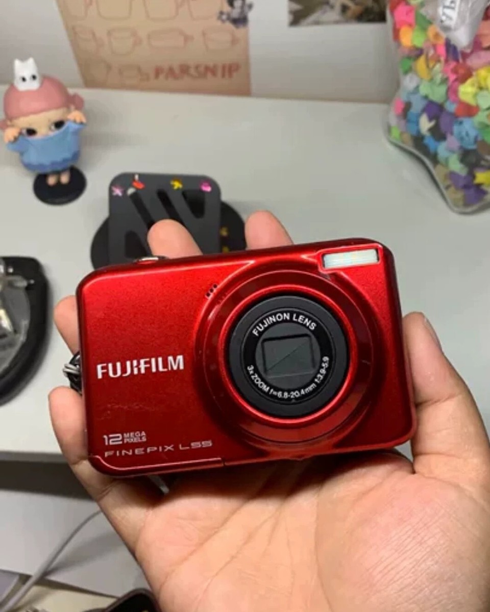 Fujifilm Digital Camera FinePix L55 12.0MP 3x Optical Zoom Red 100