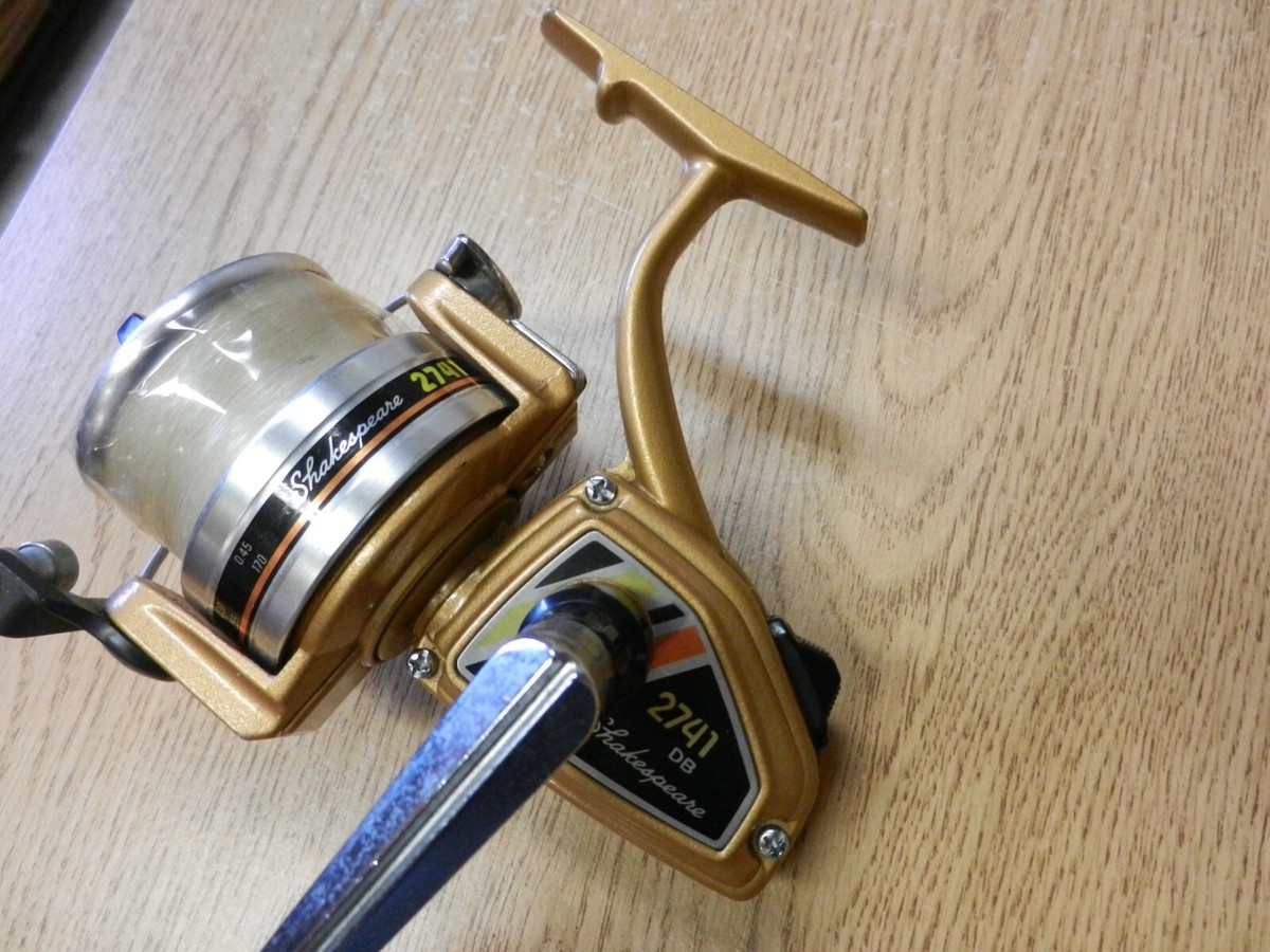 Vintage Shakespeare 2741 DB Japan Spinning Reel Gold Color Smooth