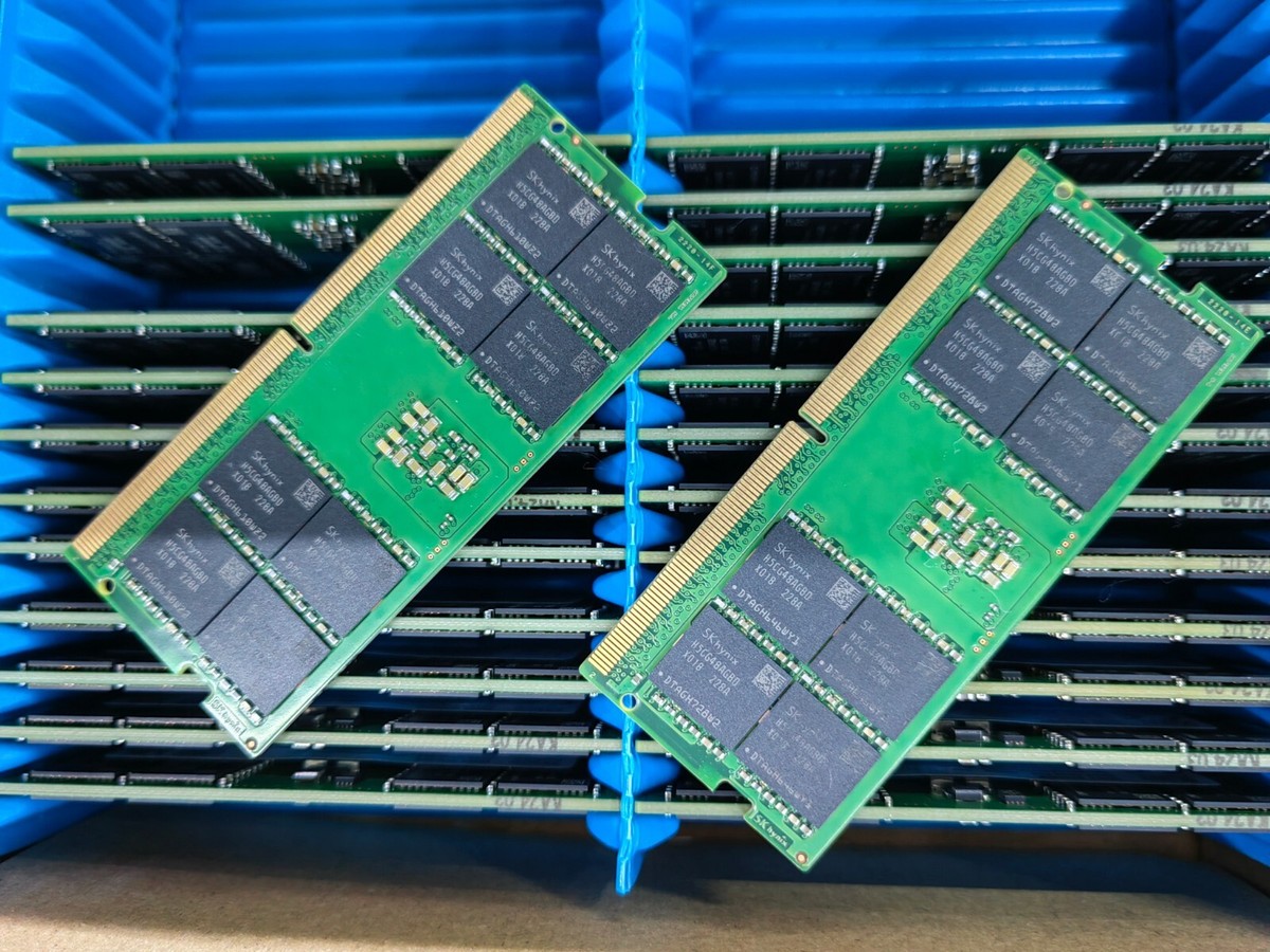 メモリー 32GB DDR5 SODIMM 2RX8 PC5-5600B-SB0 New Hynix 32GB (2X