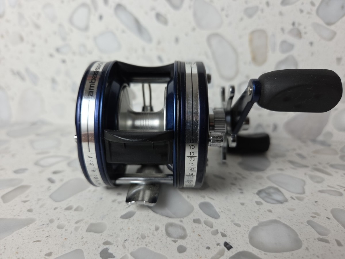Abu Garcia C4 - 4600C4 High Speed Ambassadeur Blue-Fast Cast Round