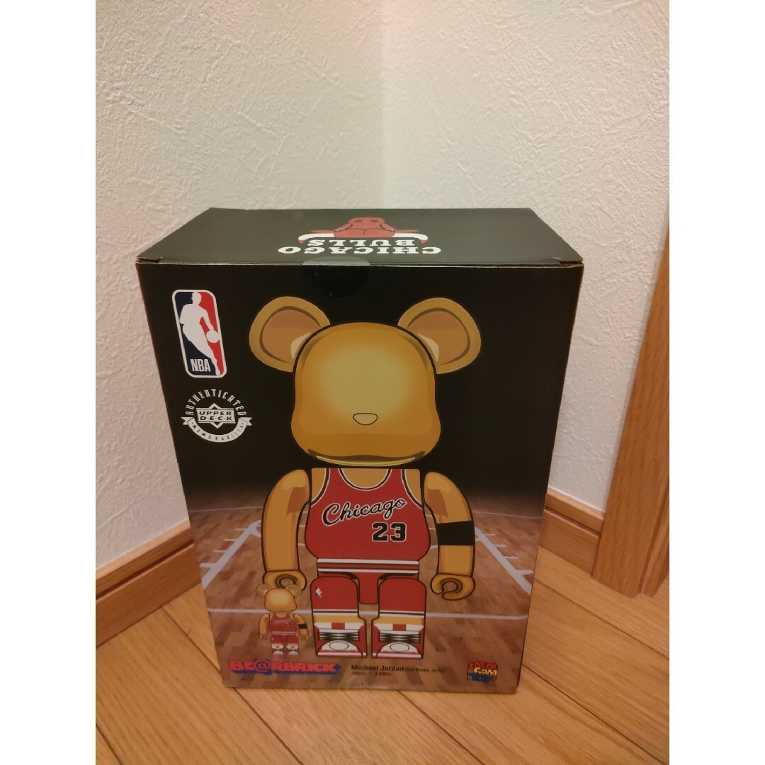 BE@RBRICK 100% & 400% Michael Jordan 1985 ROOKIE JERSEY Medicom