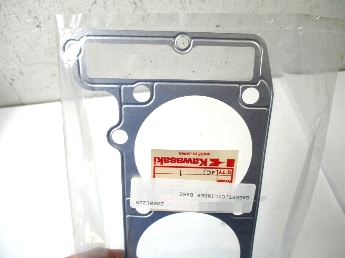 KAWASAKI 84 85 ZX900 A1 A2 NEW OEM CYLINDER BASE GASKET 11009-1386