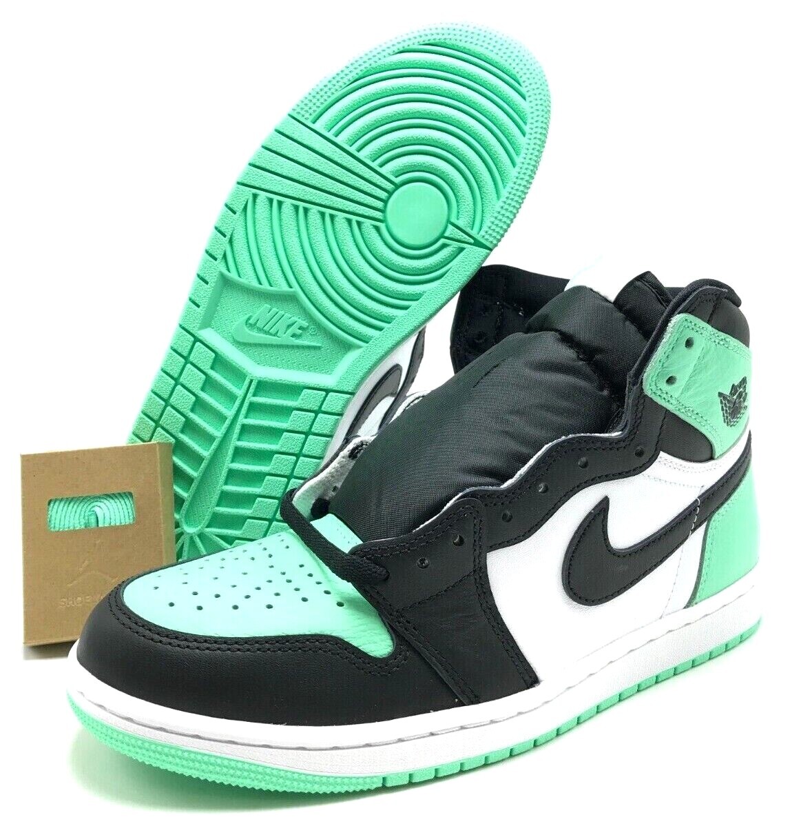 NEW* Men NIKE AIR JORDAN 1 RETRO HIGH OG GREEN GLOW (DZ5485 130