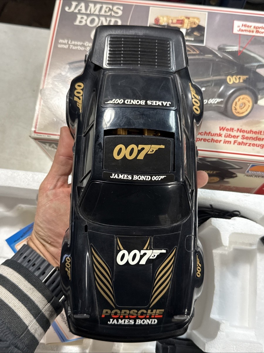 Nikko Tronico James Bond 007 RC PORSCHE 911 Turbo w/ Controller